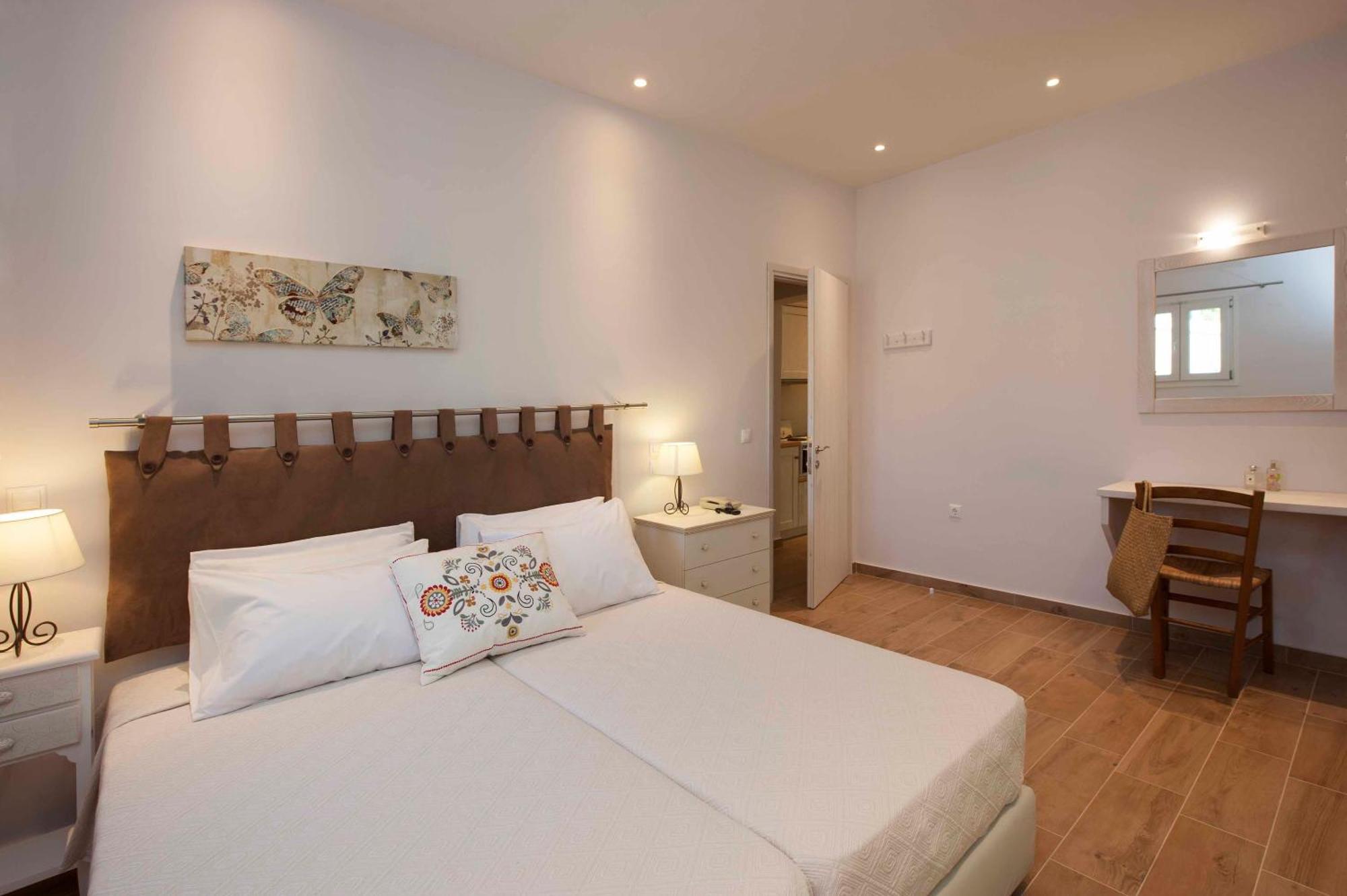Spiti Prifti Apartments Гоувия Экстерьер фото