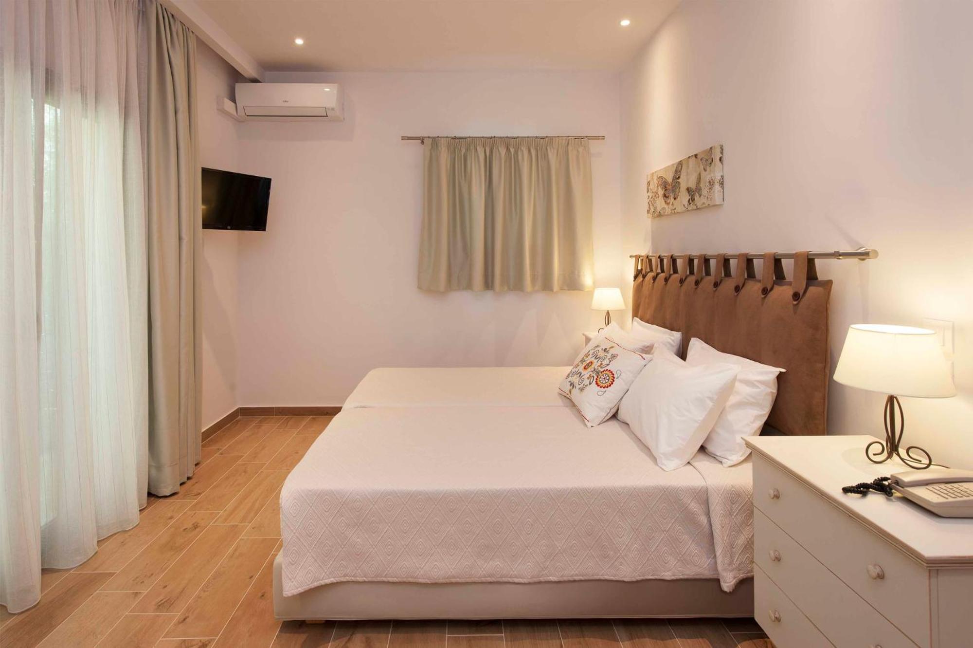 Spiti Prifti Apartments Гоувия Экстерьер фото