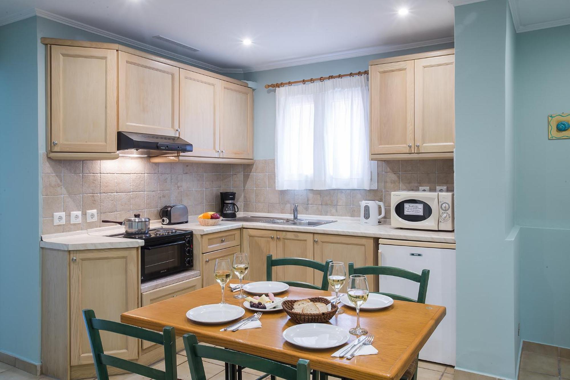 Spiti Prifti Apartments Гоувия Экстерьер фото